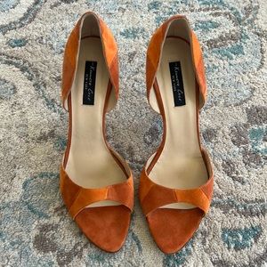Gently worn, Kenneth Cole New York, suede heels. Size 9.5